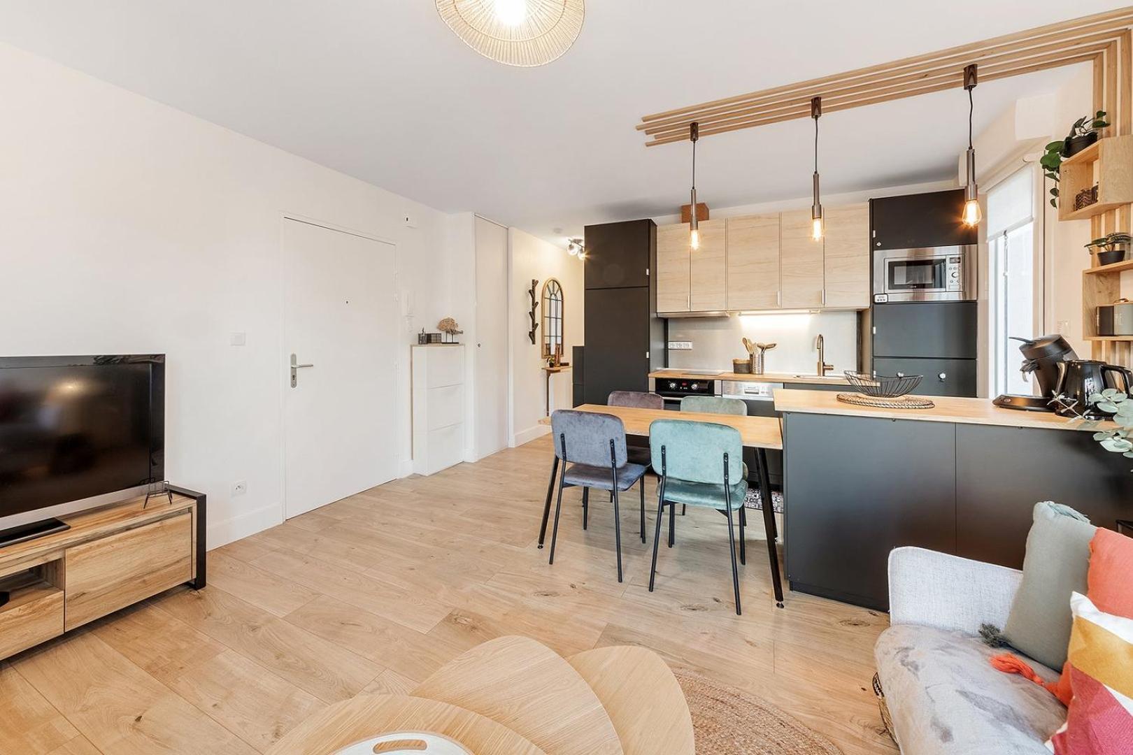 Cote Riviere, T2, Terrasse & Parking * Rennes